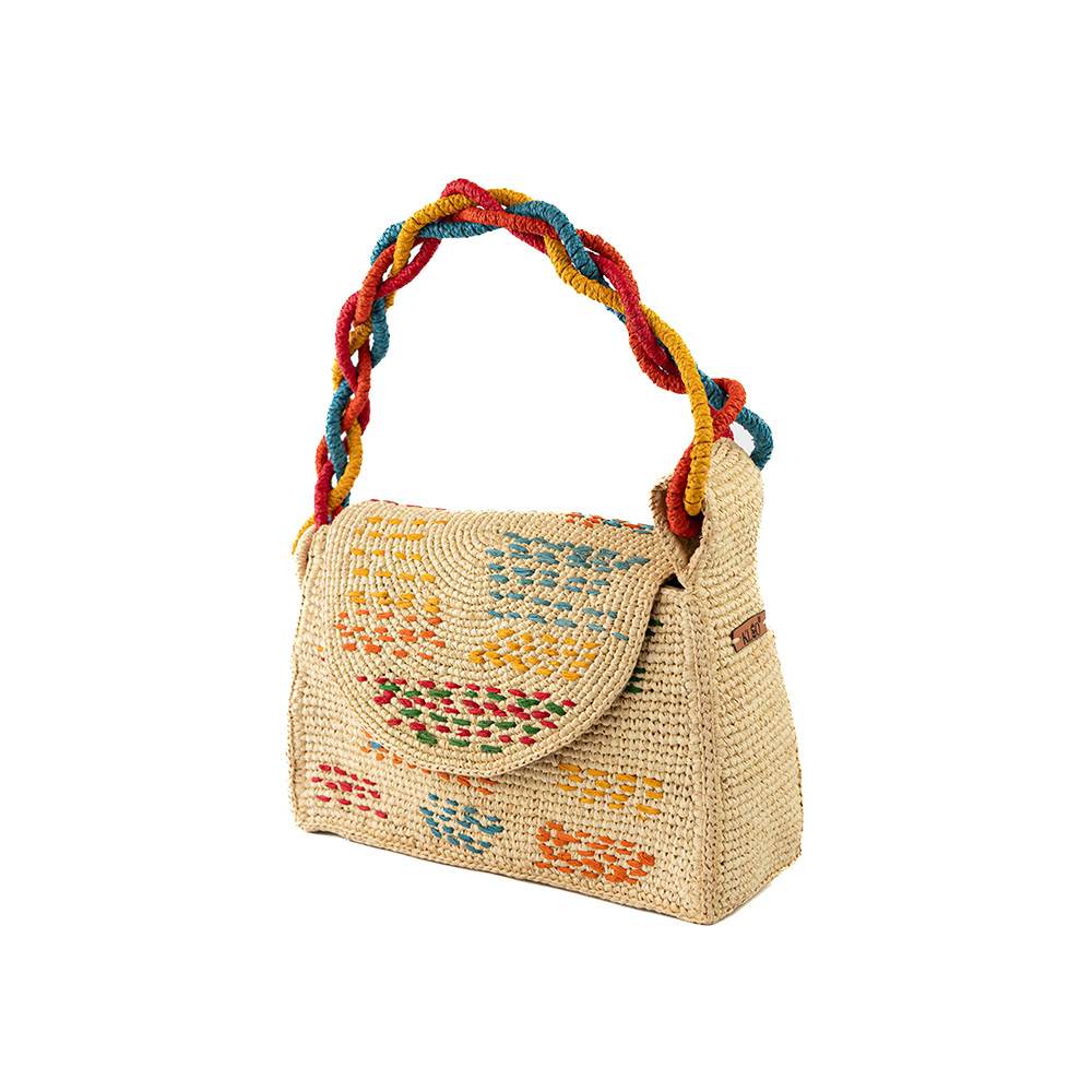 Sac été coloré en raphia rehaussé de broderies, doté d'une anse corde tressée multicolore