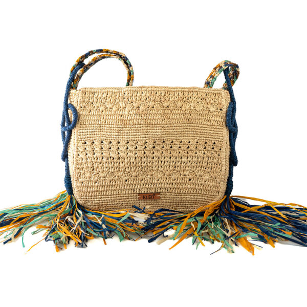 Sac raphia et macramé avec franges, doté d'une double anse multicolore en macramé